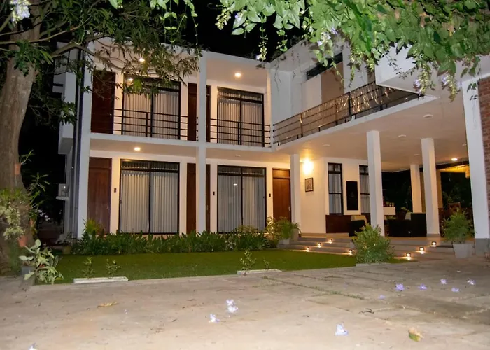 Golden Ray Villa